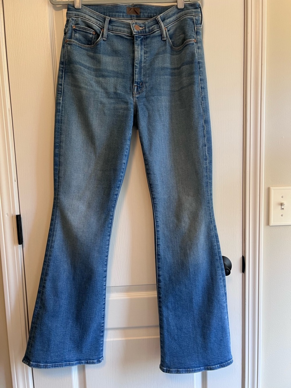 Mother Weekender, Wash: Read Between The Lines Size 30